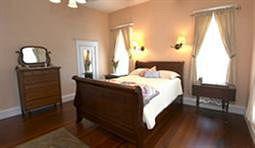 Ainsworth House Inn Luling 외부 사진