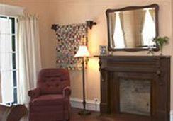 Ainsworth House Inn Luling 외부 사진